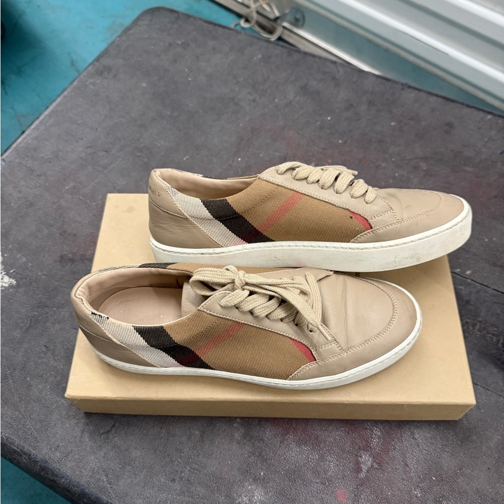Burberry Beige and Red Sneakers